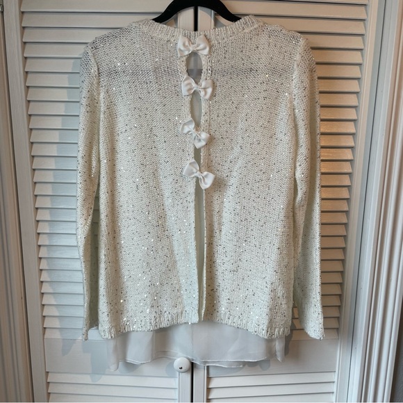 John Fashion Sequin Bow Back Detail Sweater - Picture 6 of 7